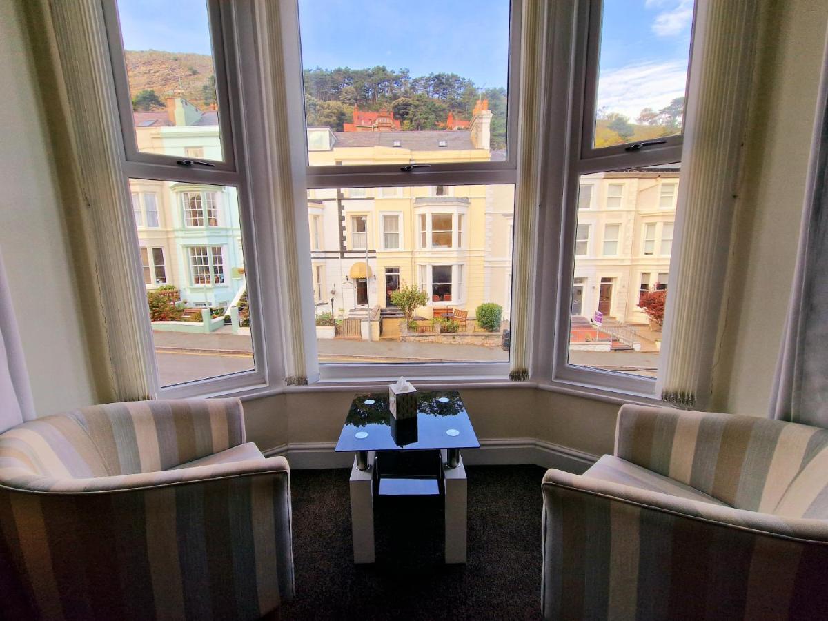 Breeze B&B Ландъндо Екстериор снимка